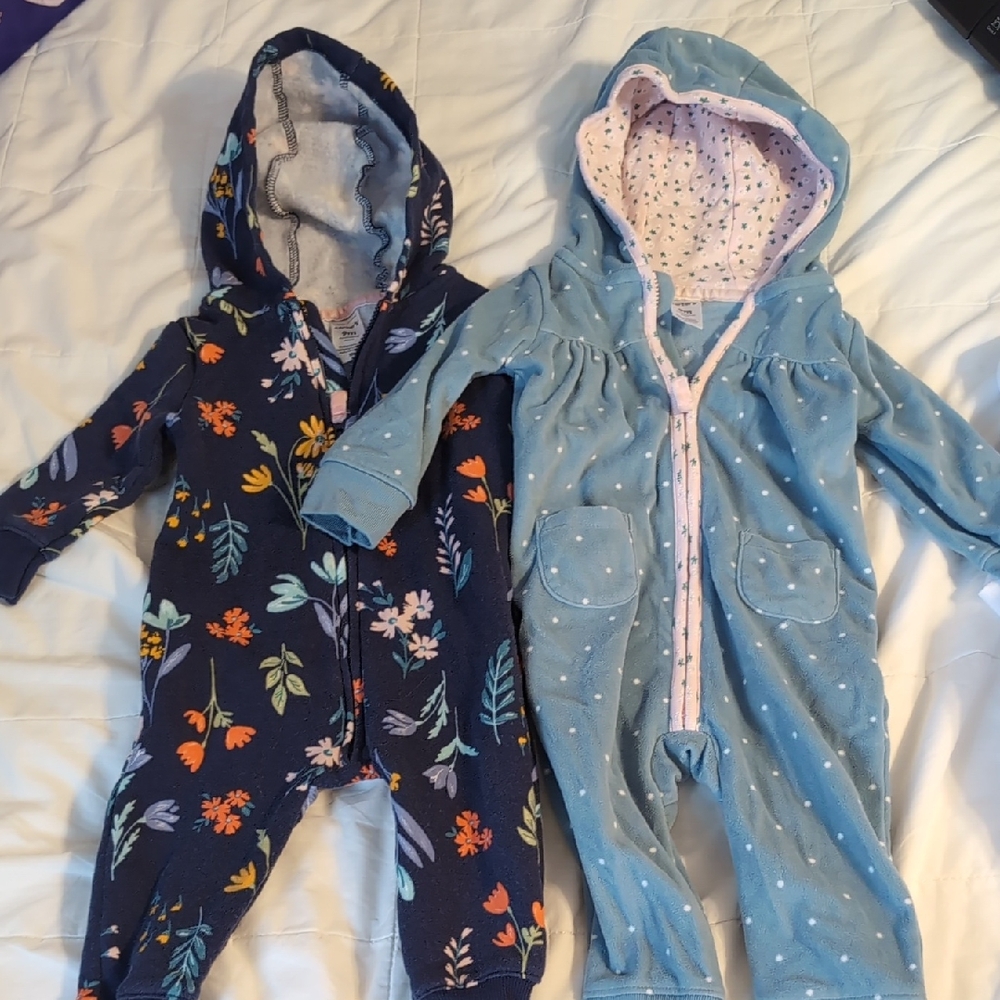 Set Of Floral and Polka Dot Baby Buntings Carter's 9M